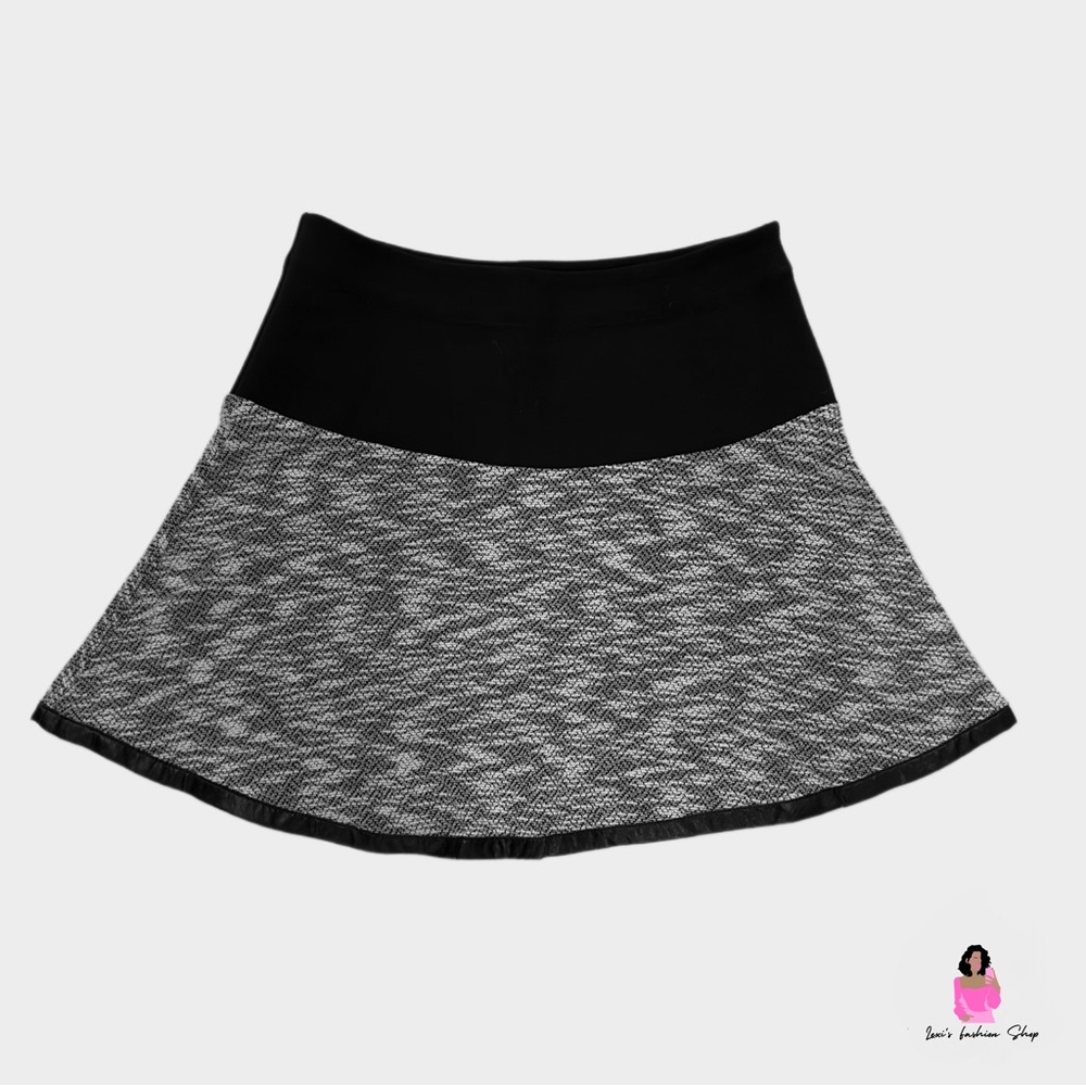 ANGL 🛍️ | Textured Mini Skirt